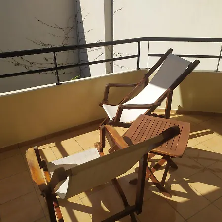 Apartament Piranthou &